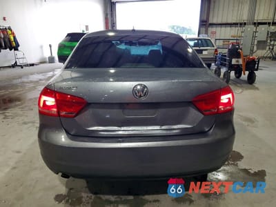 Zdjęcie 6 z 12 samochodu: 2013 VOLKSWAGEN PASSAT S VIN:1VWAP7A34DC047339 - miniatura