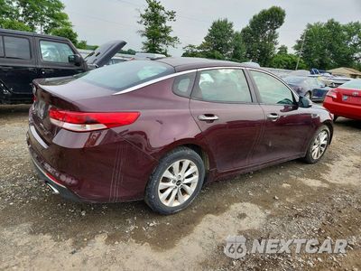 Trzecie zdjęcie samochodu z tyłu: 2016 KIA OPTIMA LX VIN:5XXGT4L3XGG083383 - miniatura
