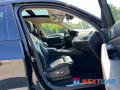 Zdjęcie 9 z 10 samochodu: 2021 BMW X7 XDRIVE40I VIN:5UXCW2C03M9H82428 - miniatura