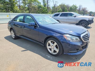 Czwarte zdjęcie samochodu z boku: 2016 MERCEDES-BENZ E 350 4MATIC VIN:WDDHF8JB7GB217792 - miniatura