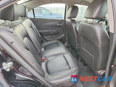 Zdjęcie 10 z 12 samochodu: 2020 CHEVROLET SONIC PREMIER VIN:1G1JF5SB7L4113092 - miniatura