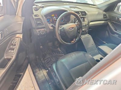 Zdjęcie 8 z 14 samochodu: 2017 FORD EXPLORER POLICE INTERCEPTOR VIN:1FM5K8AR4HGB41700 - miniatura