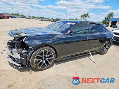 2025 BMW 740 XI WBA33EH0XSCU52803 - główne zdjęcie licytacji z USA - miniatura
