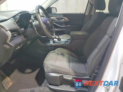 Zdjęcie 7 z 14 samochodu: 2020 CHEVROLET TRAVERSE LS VIN:1GNERFKW9LJ145978 - miniatura