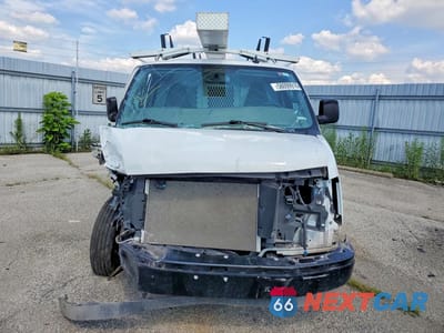 Piąte zdjęcie samochodu w środku: 2025 GMC SAVANA G2500 VIN:1GTW7AFP8S1197402 - miniatura