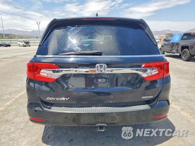 Zdjęcie 6 z 13 samochodu: 2018 HONDA ODYSSEY TOURING VIN:5FNRL6H84JB028608 - miniatura