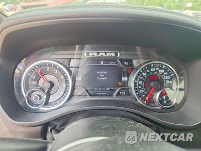 Zdjęcie 9 z 12 samochodu: 2021 RAM 1500 LARAMIE VIN:1C6SRFJT4MN558024 - miniatura