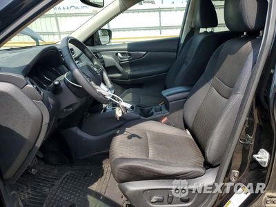 Zdjęcie 7 z 13 samochodu: 2017 NISSAN ROGUE SV VIN:5N1AT2MV9HC825943 - miniatura