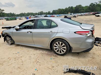 Drugie zdjęcie samochodu z przodu: 2018 TOYOTA CAMRY LE VIN:4T1B11HK3JU600468 - miniatura