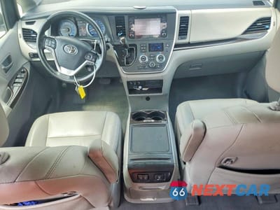 Zdjęcie 8 z 12 samochodu: 2020 TOYOTA SIENNA XLE 8-PASSENGER VIN:5TDYZ3DC8LS061208 - miniatura