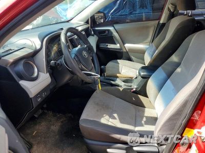 Zdjęcie 7 z 13 samochodu: 2013 TOYOTA RAV4 LE VIN:JTMZFREV0DD000562 - miniatura