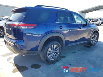 Trzecie zdjęcie samochodu z tyłu: 2025 NISSAN PATHFINDER SV VIN:5N1DR3BC1SC236458 - miniatura