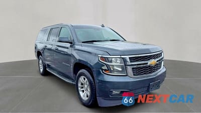 2019 CHEVROLET SUBURBAN K1500 LT 1GNSKHKC5KR222533 - główne zdjęcie licytacji z USA - miniatura