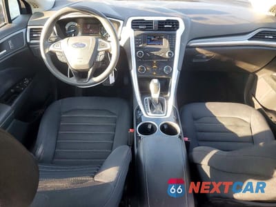 Zdjęcie 8 z 12 samochodu: 2013 FORD FUSION SE VIN:3FA6P0H75DR104938 - miniatura