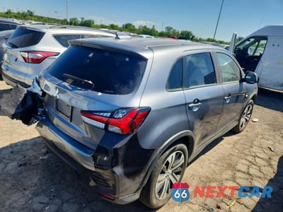 Trzecie zdjęcie samochodu z tyłu: 2024 MITSUBISHI OUTLANDER SPORT S/SE VIN:JA4ARUAU0RU023457 - miniatura