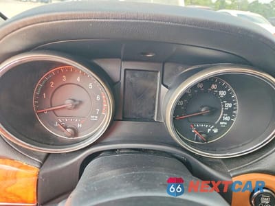 Zdjęcie 9 z 13 samochodu: 2011 JEEP GRAND CHEROKEE OVERLAND VIN:1J4RR6GT9BC583924 - miniatura