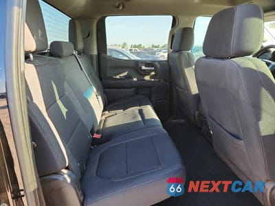 Zdjęcie 10 z 12 samochodu: 2021 GMC SIERRA K1500 VIN:3GTU9AEF5MG286522 - miniatura
