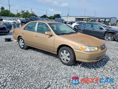 Czwarte zdjęcie samochodu z boku: 2000 TOYOTA CAMRY LE VIN:4T1BG22K1YU958191 - miniatura