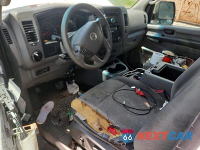Zdjęcie 8 z 13 samochodu: 2012 NISSAN NV 2500 DELIVERY VAN VIN:1N6AF0LY4CN104516 - miniatura