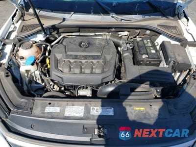 Zdjęcie 11 z 12 samochodu: 2018 VOLKSWAGEN PASSAT S/R-LINE VIN:1VWAA7A36JC036971 - miniatura