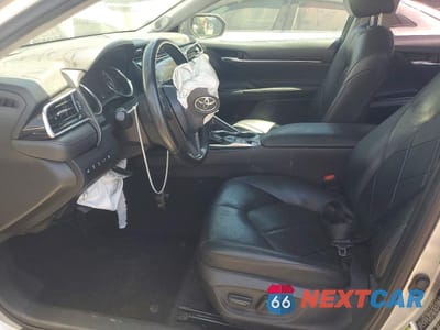 Zdjęcie 7 z 13 samochodu: 2018 TOYOTA CAMRY HYBRID XLE VIN:4T1B21HK7JU006222 - miniatura