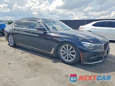 Czwarte zdjęcie samochodu z boku: 2018 BMW 740 XI VIN:WBA7E4C50JGV23989 - miniatura