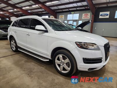 Czwarte zdjęcie samochodu z boku: 2014 AUDI Q7 PREMIUM PLUS VIN:WA1LGAFE8ED019424 - miniatura