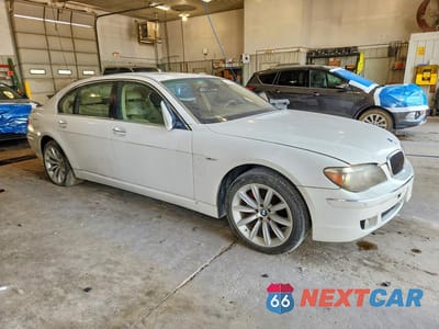 Czwarte zdjęcie samochodu z boku: 2008 BMW 750 LI VIN:WBAHN83578DT77629 - miniatura
