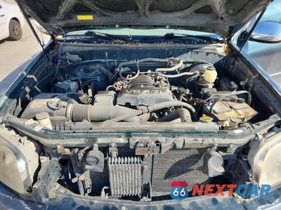 Zdjęcie 11 z 12 samochodu: 2005 TOYOTA TUNDRA DOUBLE CAB SR5 VIN:5TBDT44185S471099 - miniatura