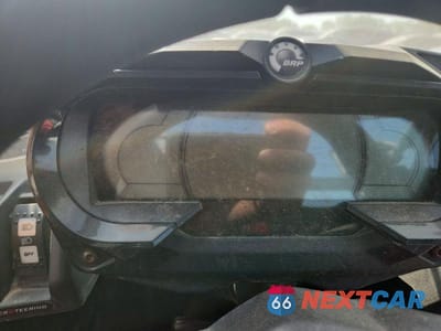 Zdjęcie 8 z 10 samochodu: 2020 CAN-AM MAVERICK X3 UTILITY VEHICLE VIN:3JBVXAV40LK002253 - miniatura