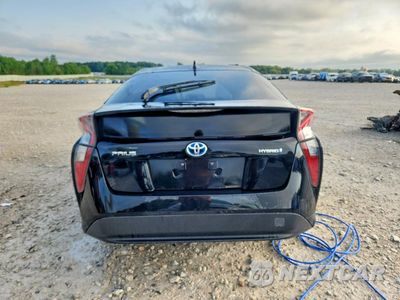 Zdjęcie 6 z 12 samochodu: 2016 TOYOTA PRIUS THREE VIN:JTDKARFUXG3019829 - miniatura
