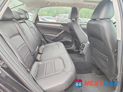 Zdjęcie 10 z 12 samochodu: 2021 VOLKSWAGEN PASSAT SE VIN:1VWSA7A3XMC015548 - miniatura