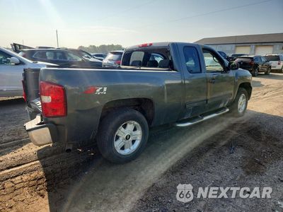 Trzecie zdjęcie samochodu z tyłu: 2011 CHEVROLET SILVERADO K1500 LT VIN:1GCRKSE34BZ188407 - miniatura