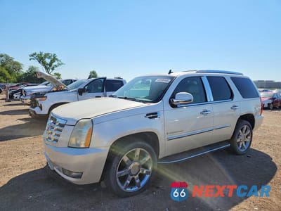 2008 CADILLAC ESCALADE LUXURY 1GYFK63868R244004 - główne zdjęcie licytacji z USA - miniatura