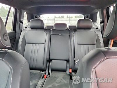 Zdjęcie 10 z 14 samochodu: 2024 VOLKSWAGEN TIGUAN SE R-LINE BLACK VIN:3VVCB7AX4RM194765 - miniatura