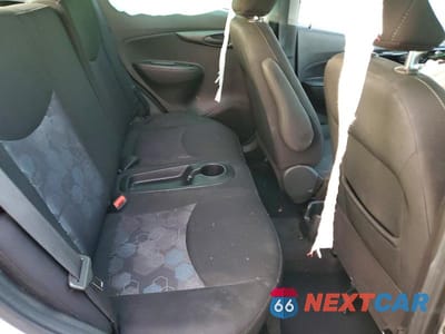 Zdjęcie 10 z 12 samochodu: 2018 CHEVROLET SPARK 1LT VIN:KL8CD6SAXJC439189 - miniatura