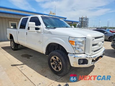 Czwarte zdjęcie samochodu z boku: 2016 FORD F350 SUPER DUTY VIN:1FT8W3BT1GEC64903 - miniatura
