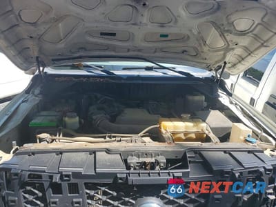 Zdjęcie 11 z 12 samochodu: 2016 NISSAN NV 1500 S VIN:1N6BF0KM7GN814518 - miniatura