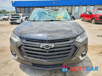 Piąte zdjęcie samochodu w środku: 2019 CHEVROLET TRAVERSE LT VIN:1GNEVHKWXKJ188523 - miniatura