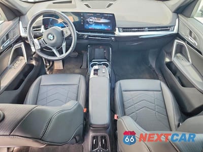 Zdjęcie 8 z 13 samochodu: 2025 BMW X1 XDRIVE28I VIN:WBX73EF01S5051073 - miniatura