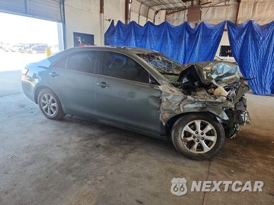 Czwarte zdjęcie samochodu z boku: 2010 TOYOTA CAMRY LE VIN:4T1BF3EK7AU578699 - miniatura