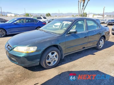 1998 HONDA ACCORD EX 1HGCG5551WA027013 - główne zdjęcie licytacji z USA - miniatura