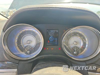 Zdjęcie 16 z 23 samochodu: 2013 CHRYSLER 300 VIN:2C3CCAAGXDH723298 - miniatura