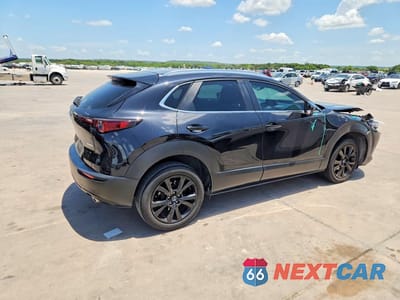 Trzecie zdjęcie samochodu z tyłu: 2024 MAZDA CX-30 SELECT VIN:3MVDMBBM7RM658201 - miniatura