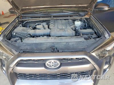 Zdjęcie 12 z 13 samochodu: 2018 TOYOTA 4RUNNER SR5 PREMIUM VIN:JTEBU5JR9J5500844 - miniatura