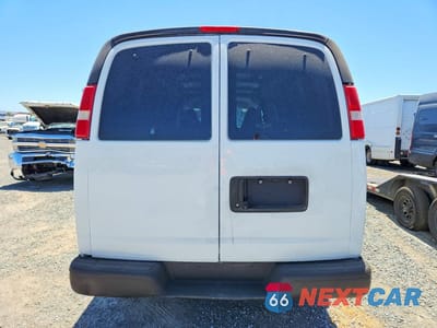 Zdjęcie 6 z 13 samochodu: 2019 CHEVROLET EXPRESS 2500 CARGO DELIVERY VAN VIN:1GCWGBFP3K1175622 - miniatura