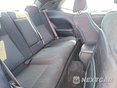 Zdjęcie 10 z 12 samochodu: 2019 DODGE CHALLENGER SXT VIN:2C3CDZGG5KH652687 - miniatura