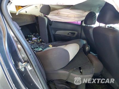 Zdjęcie 10 z 12 samochodu: 2014 CHEVROLET CRUZE LS VIN:1G1PA5SH3E7276093 - miniatura