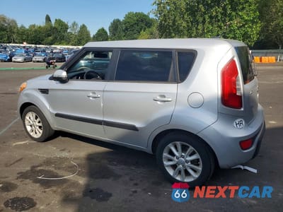 Drugie zdjęcie samochodu z przodu: 2012 KIA SOUL + VIN:KNDJT2A62C7396390 - miniatura