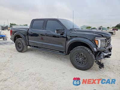 Czwarte zdjęcie samochodu z boku: 2026 FORD F150 RAPTOR VIN:1FTFW1RGXTFA45799 - miniatura